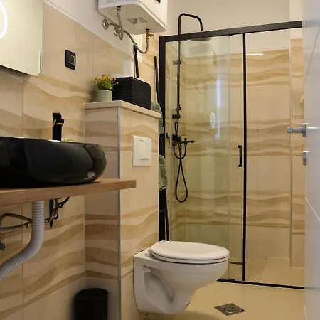 アパート Nina 3 ザダル